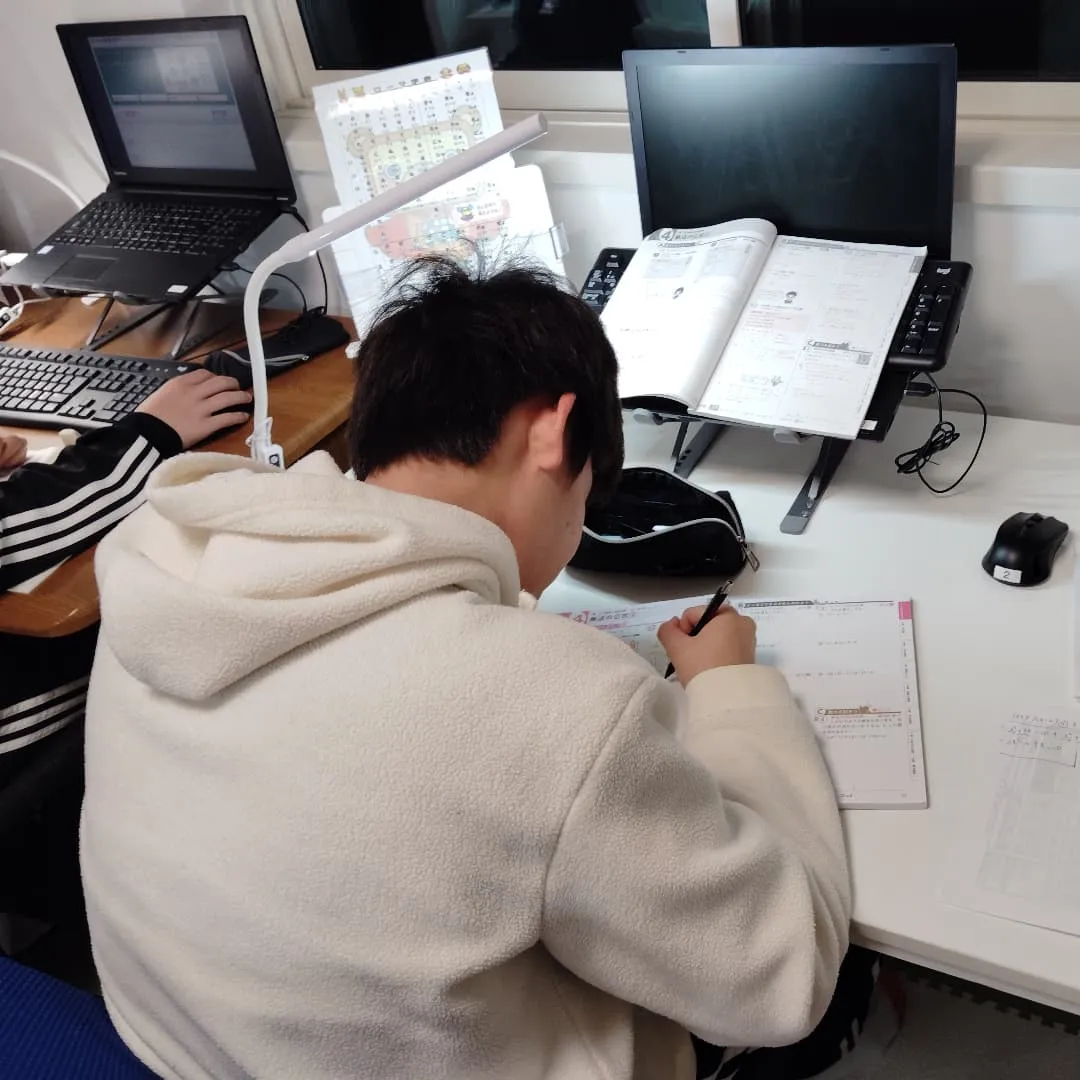 暑い？寒い？蒸す？乾燥？体がついてってない火曜日15:20〜...