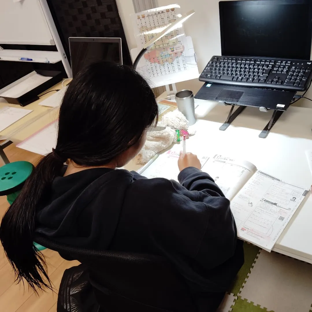 『連休明けたらテスト…イヤ…』といいつつがんばる子多数の木曜...