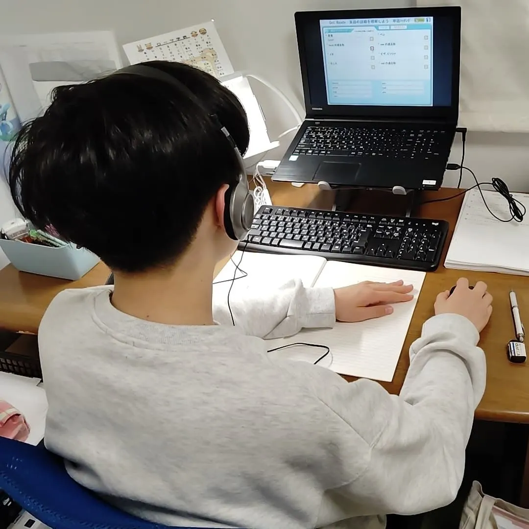 肉離れでこんなに腫れるかね…💦金曜日19:40〜は学習教室e...