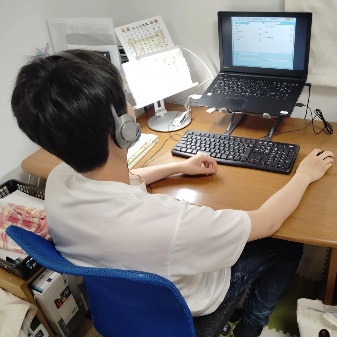 肉離れ✕内出血＝添え木　ついに通院の土曜日19:40〜は学習...