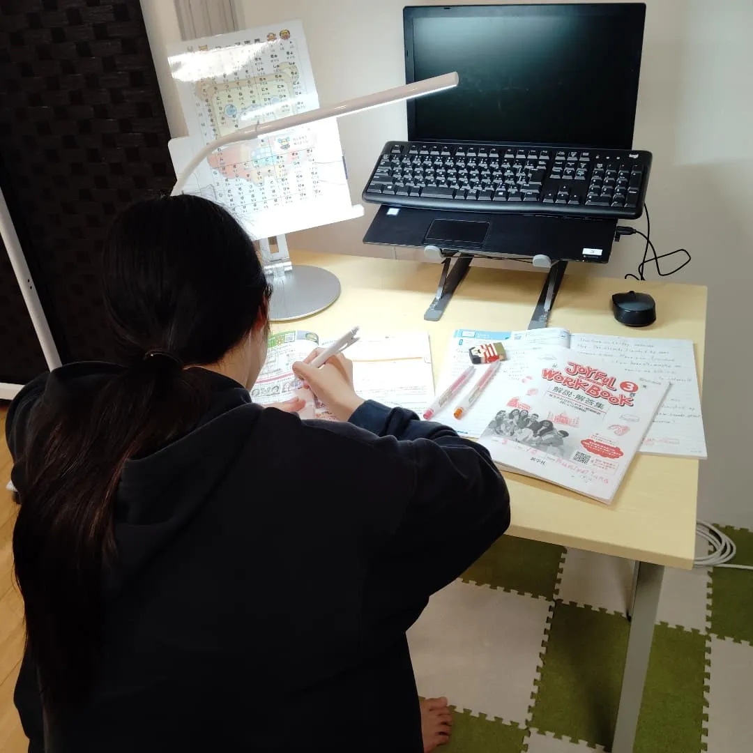 腫れ、引かんかなぁ…月曜日19:40〜は学習教室edu_br...