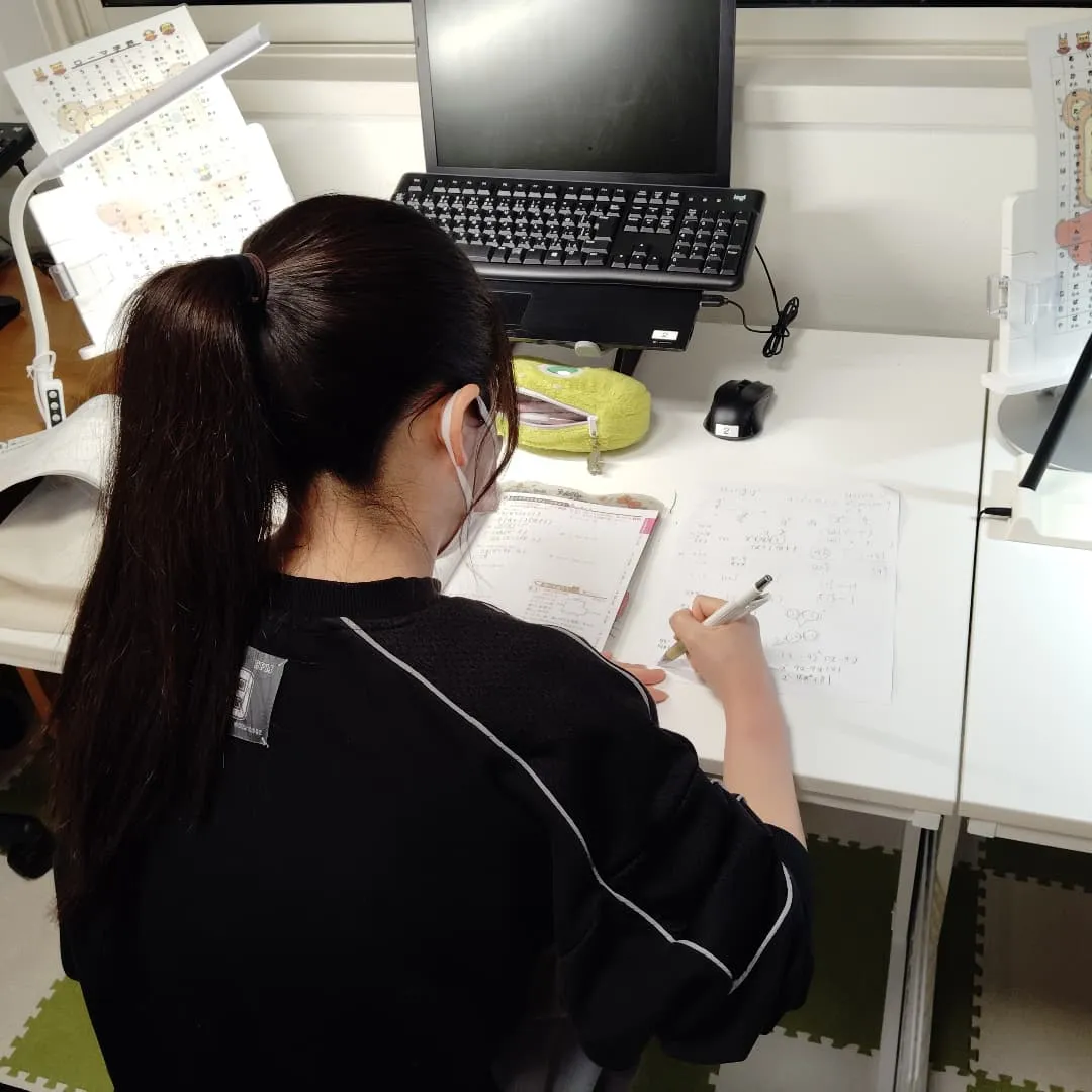 腫れ、引かんかなぁ…月曜日19:40〜は学習教室edu_br...