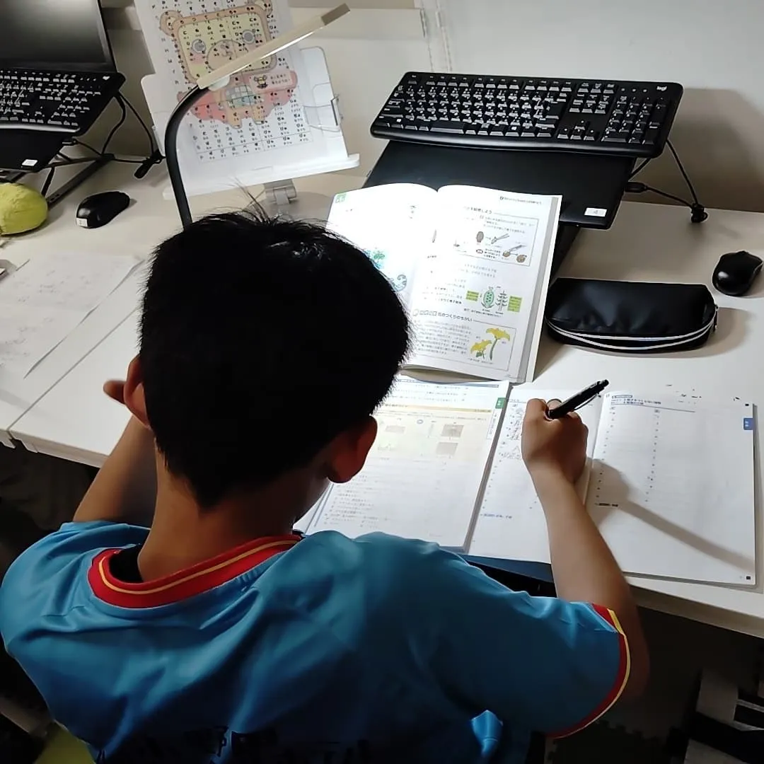 腫れ、引かんかなぁ…月曜日19:40〜は学習教室edu_br...