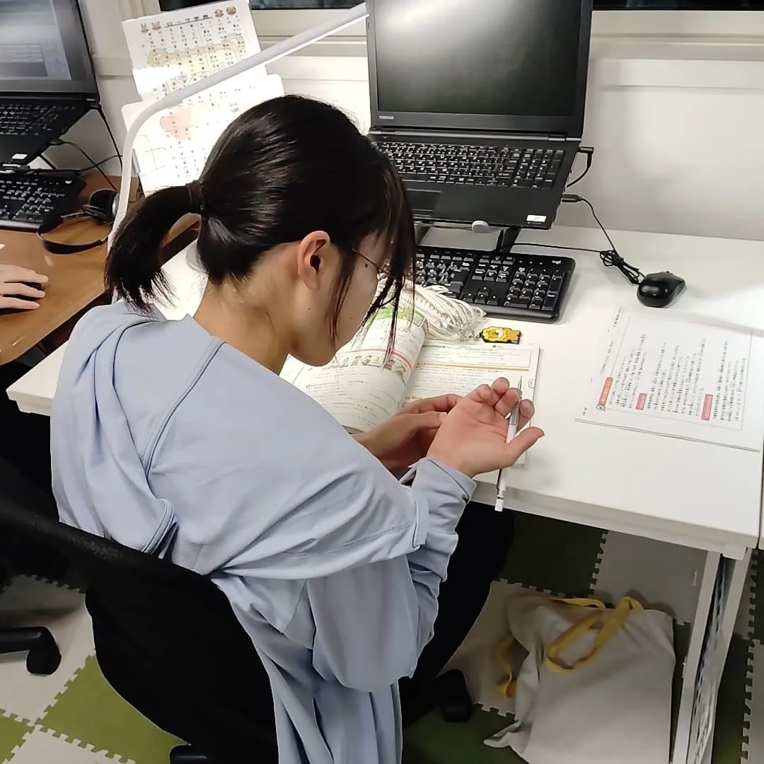修学旅行でたくさんお休みの木曜日17:20〜は学習教室edu...