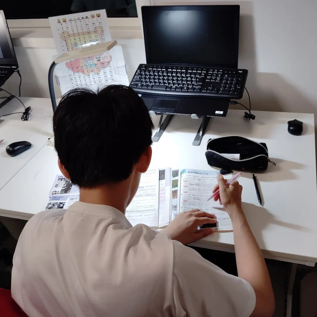 先生方の本気度がヒシヒシと…土曜日19:40〜学習教室edu...