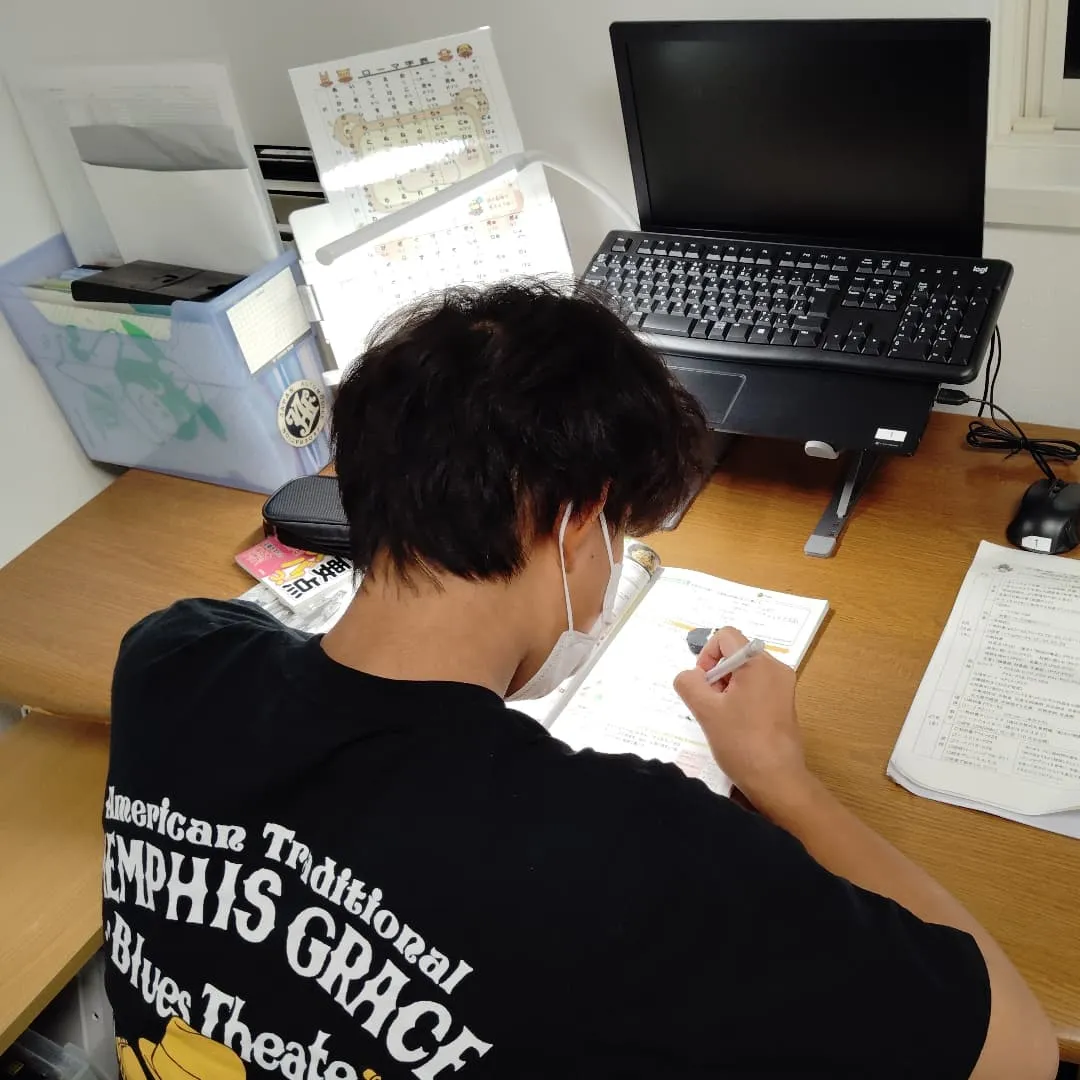 先生方の本気度がヒシヒシと…土曜日19:40〜学習教室edu...