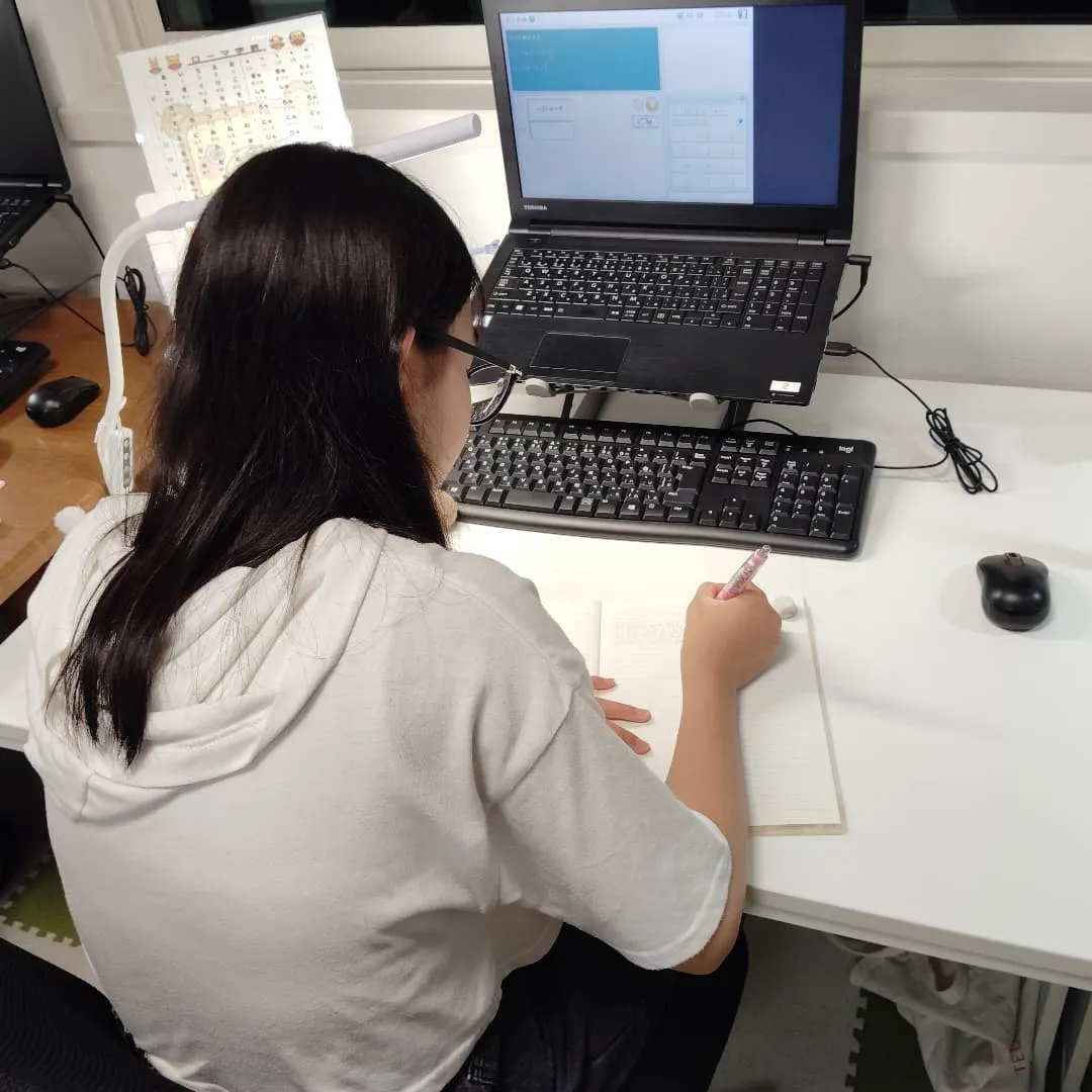 期末テスト、明日で終了＆明日スタート的火曜日15:20〜は学...