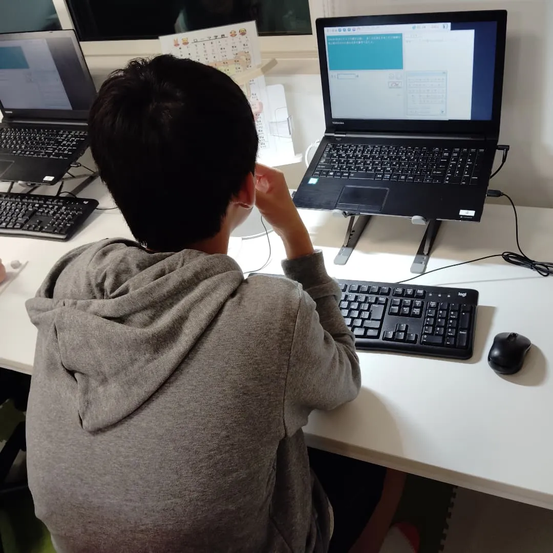 期末テスト、明日で終了＆明日スタート的火曜日15:20〜は学...