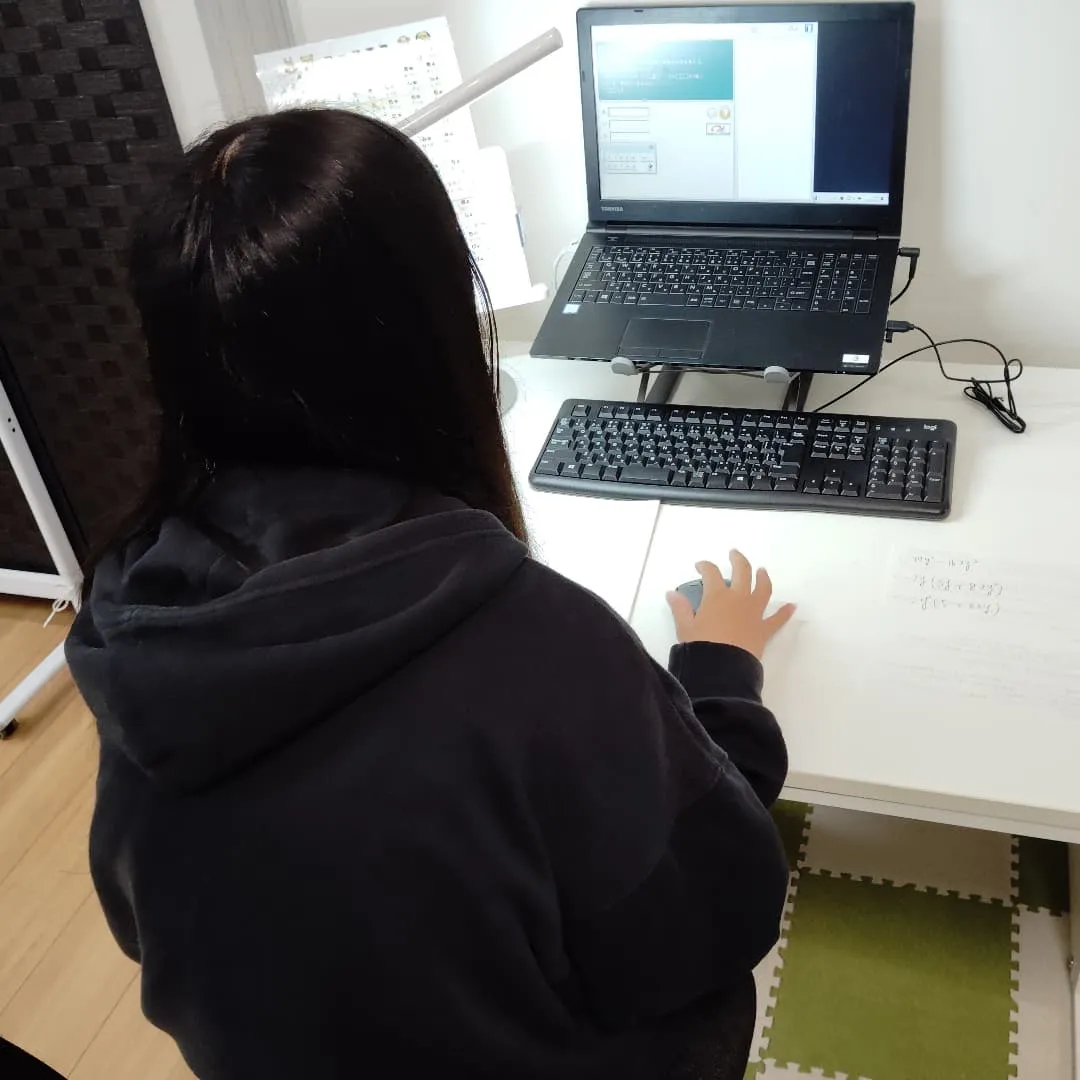 施設長、お誕生日おめでとうございます！木曜日17:20〜は学...