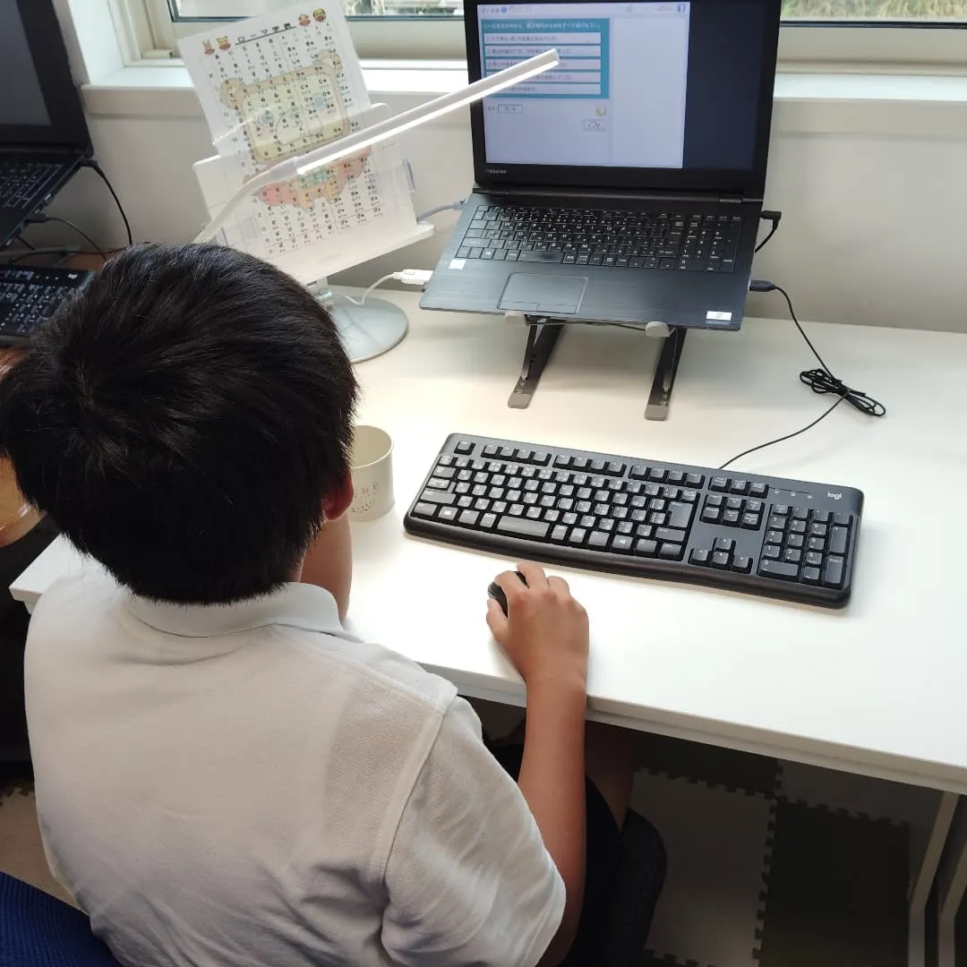 施設長、お誕生日おめでとうございます！木曜日17:20〜は学...