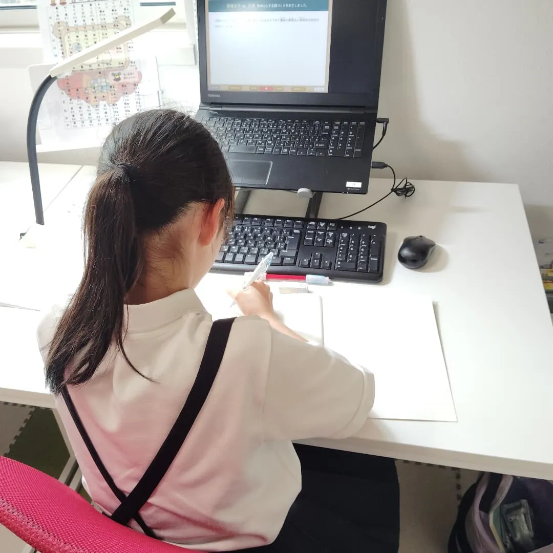 施設長、お誕生日おめでとうございます！木曜日17:20〜は学...