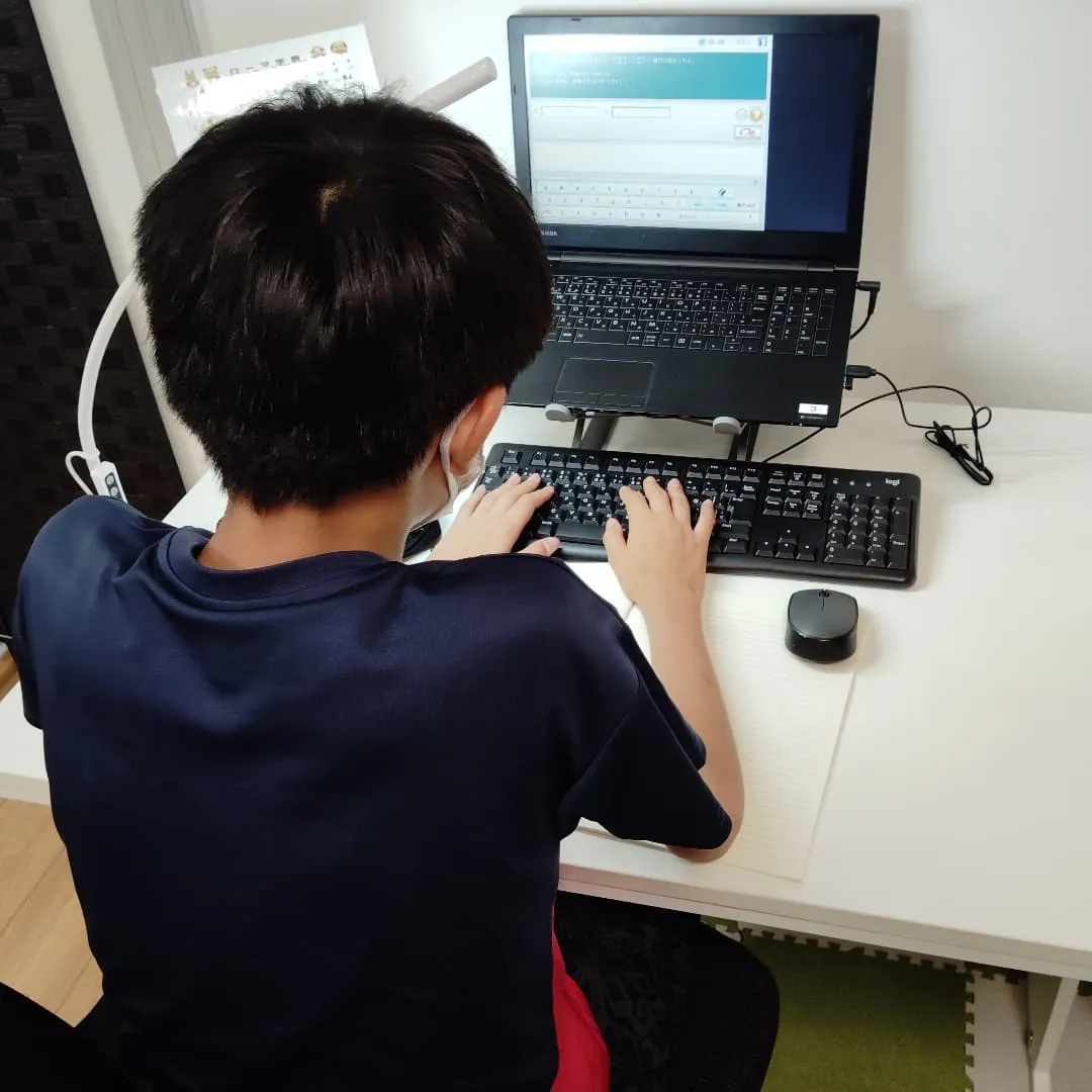 施設長、お誕生日おめでとうございます！木曜日17:20〜は学...