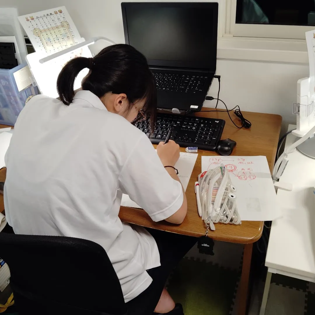 施設長、お誕生日おめでとうございます！木曜日17:20〜は学...