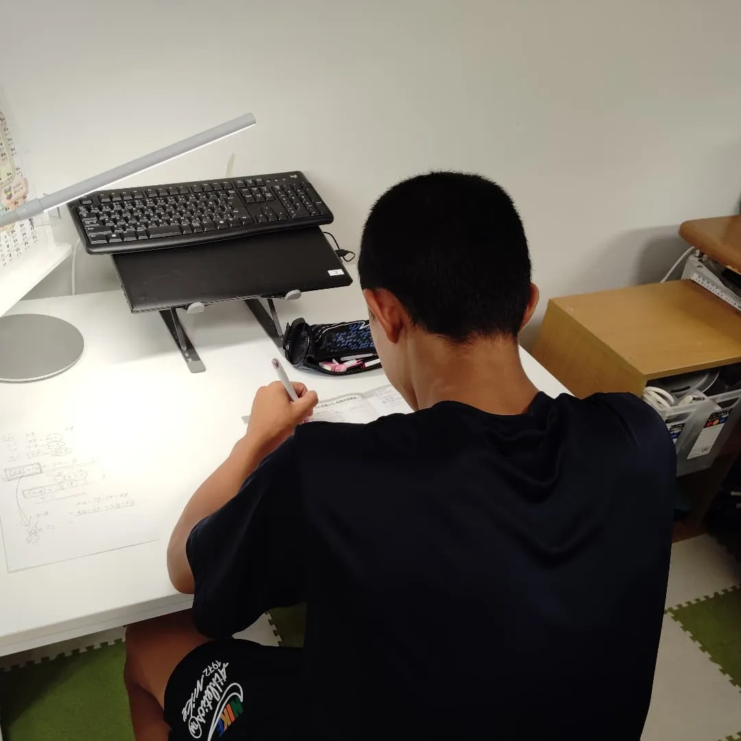 皆さん、体調はだいじょうぶ？？金曜日19:40〜は学習教室e...