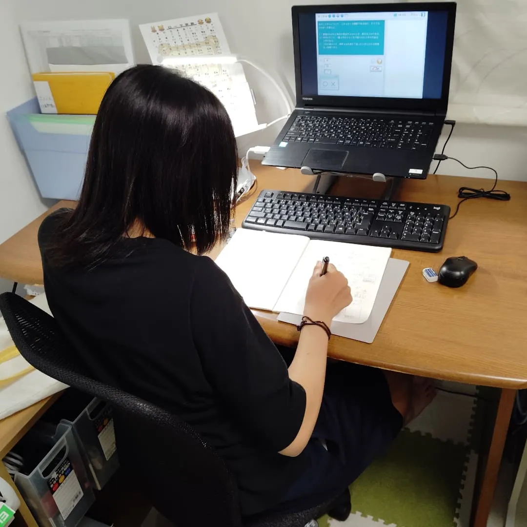 かなり涼しくなった夜。