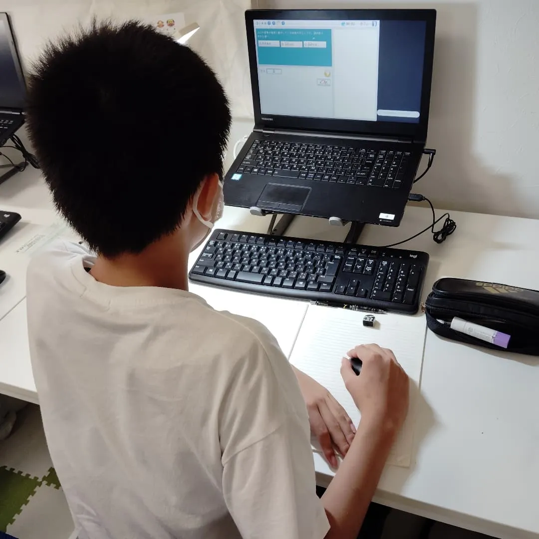 かなり涼しくなった夜。