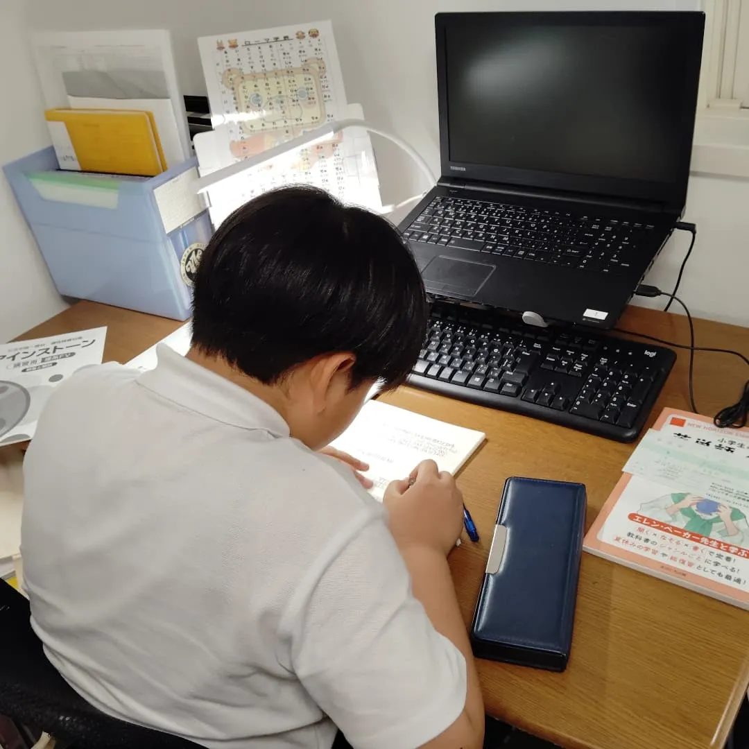 葉の痛みが完全になくなっはた！が、歯もなくなった😀火曜日15...