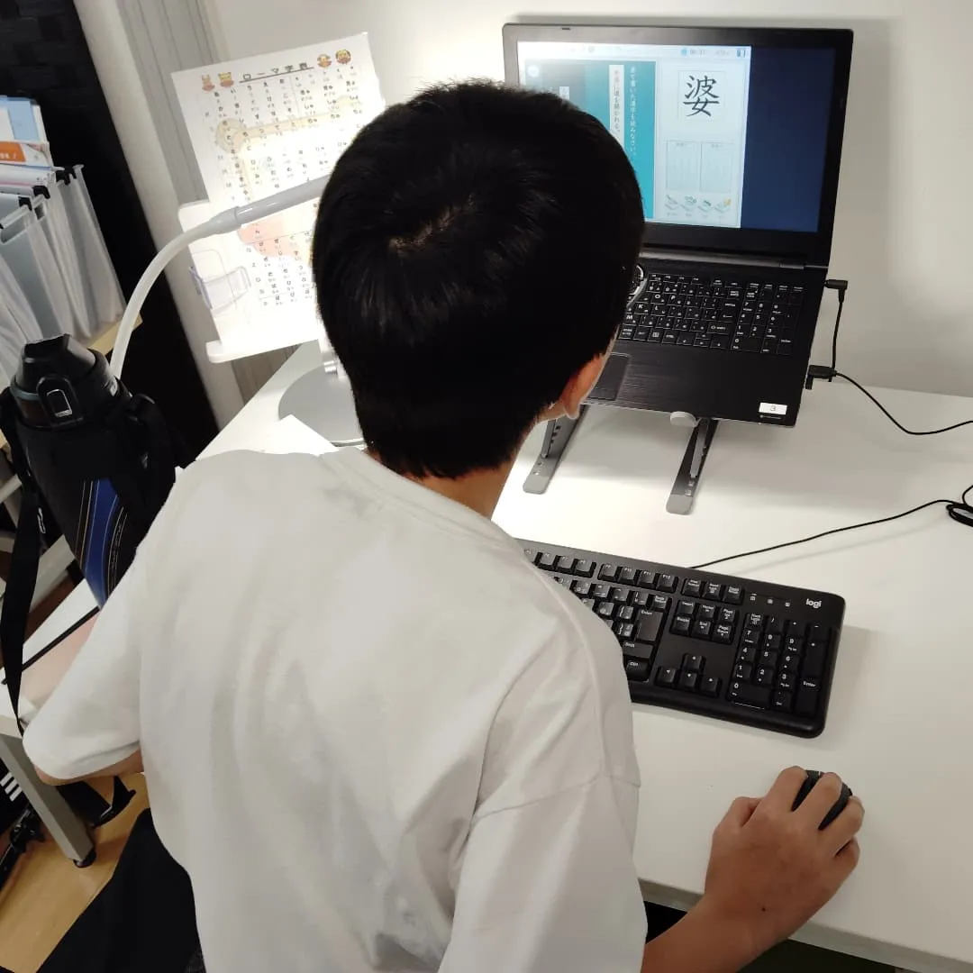 9月4日はクシの日？？木曜日17:20〜は学習教室edu_b...