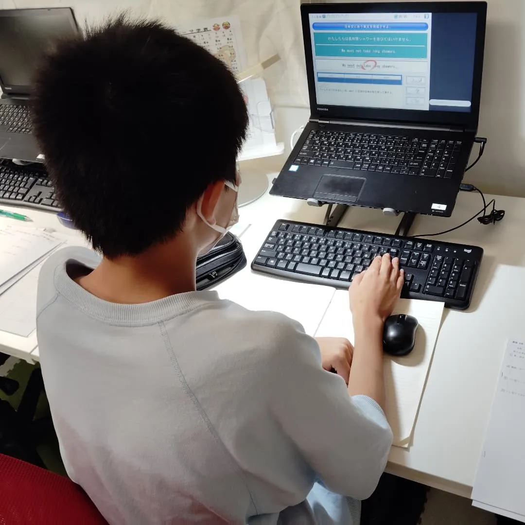 9月4日はクシの日？？木曜日17:20〜は学習教室edu_b...