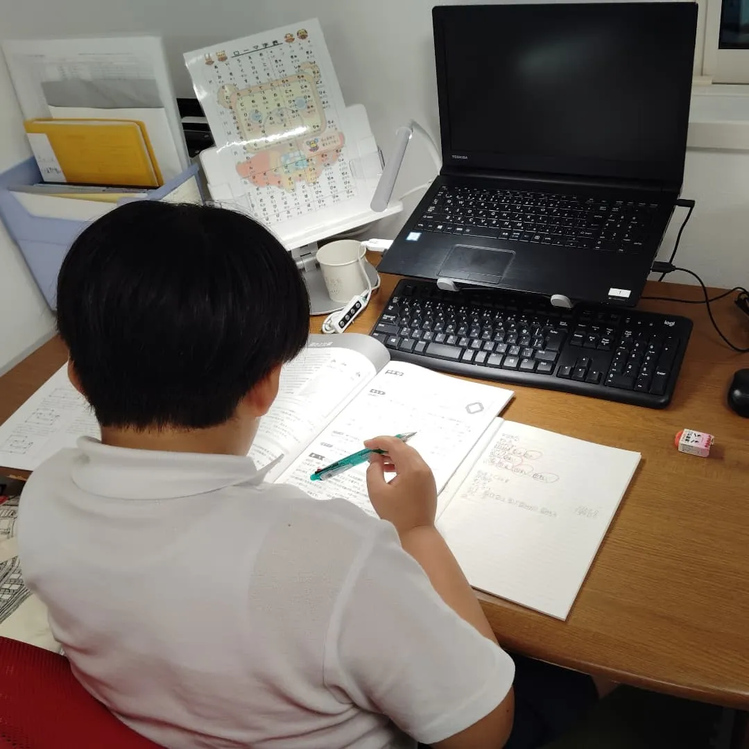 ２日間まとめて…月曜日は18:40〜、火曜日は15:20〜学...