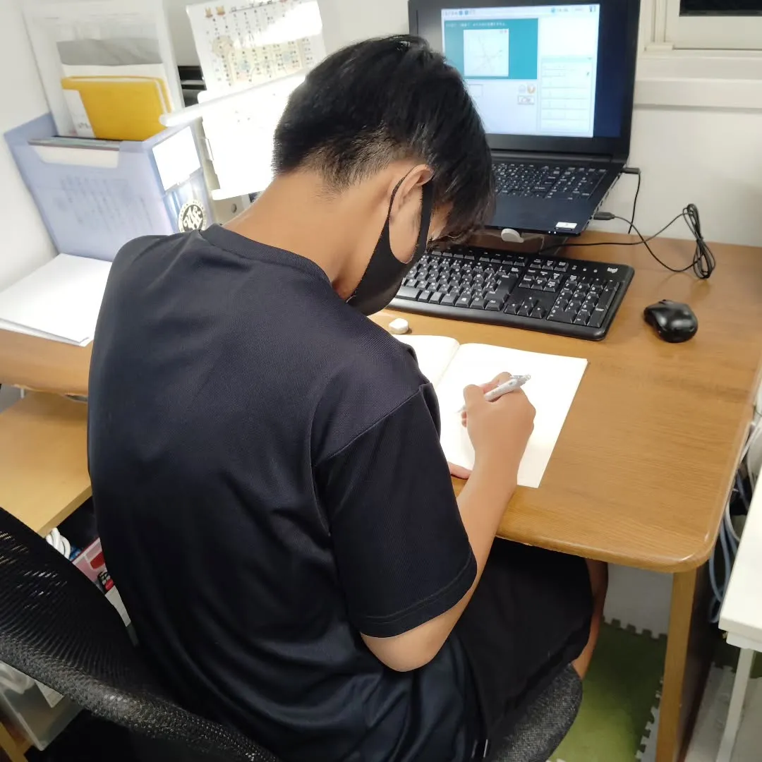 入試対策講座準備のため、明日から１週間お休みいただきます🙏火...