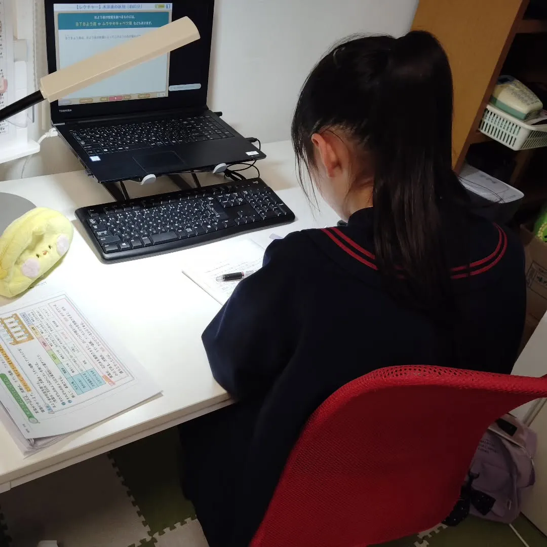 急に寒くなってきました🐧火曜日15:20〜は学習教室edu_...