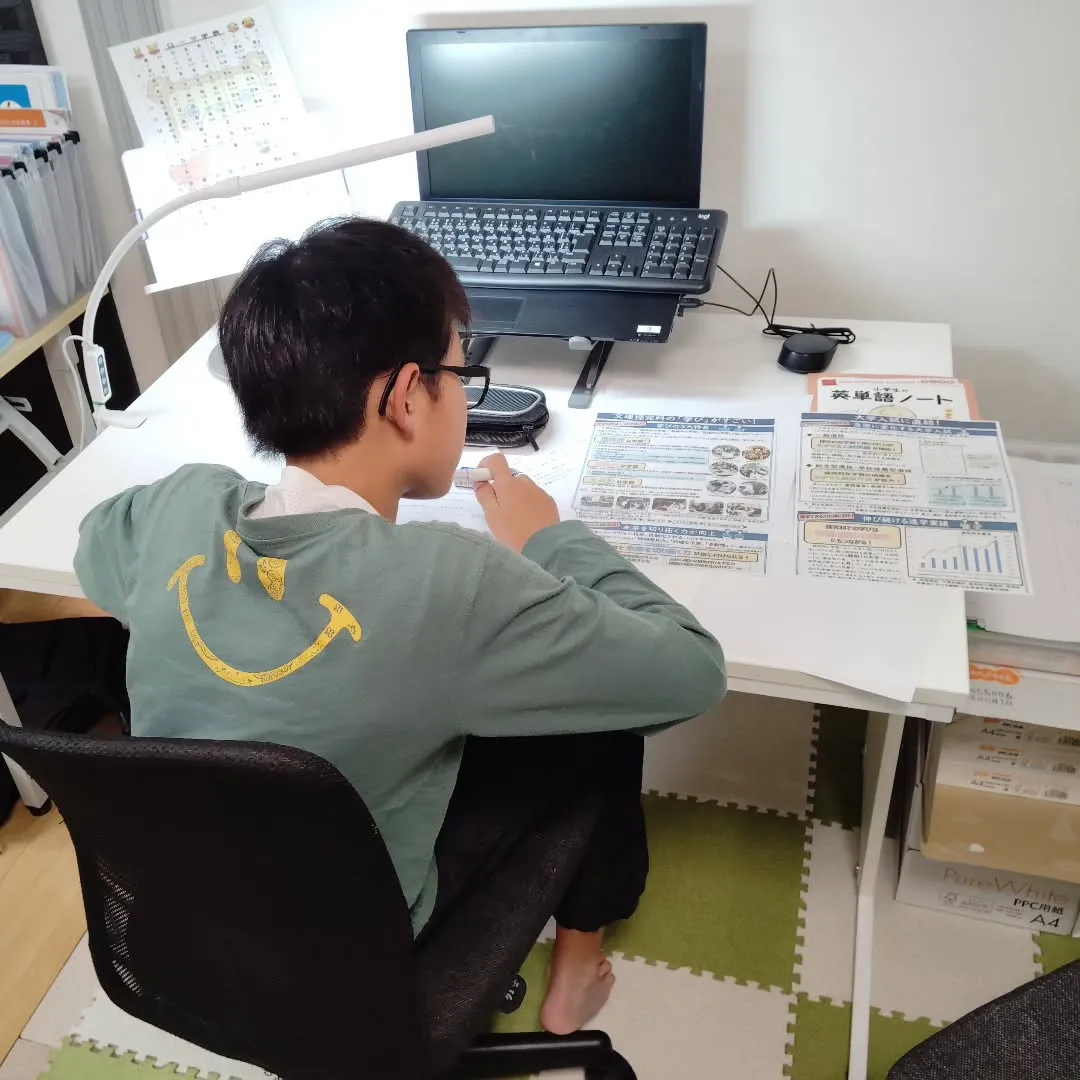 中学部面接対策の準備を始めました！金曜日18:40〜学習教室...