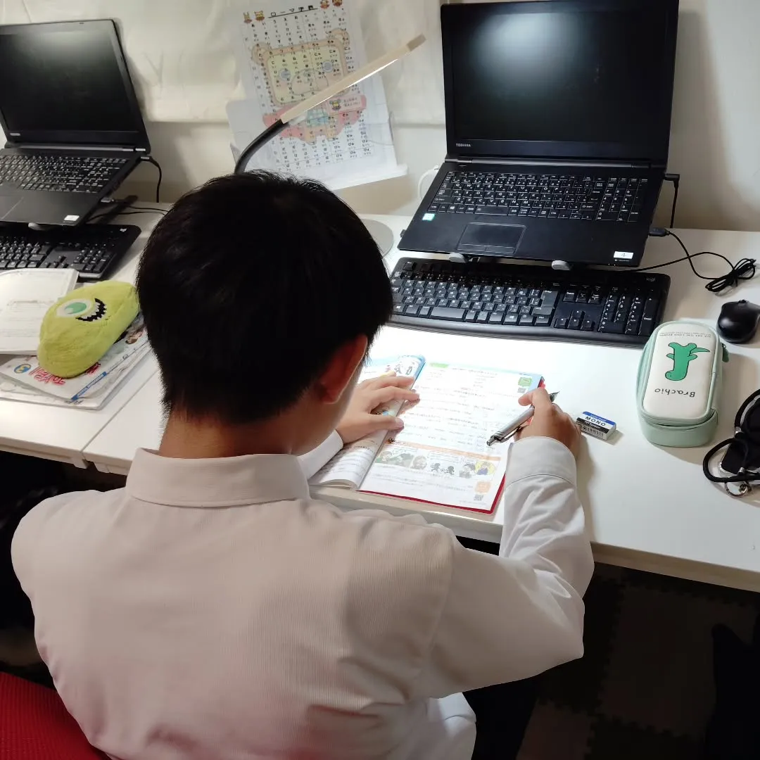 期末テストモードに入ってきました！月曜日18:40〜は学習教...