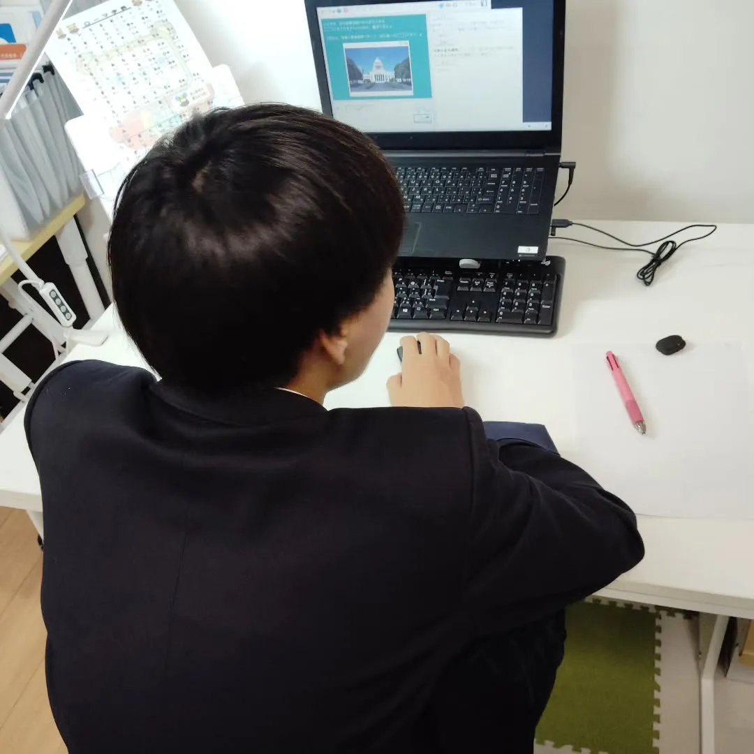 ポッキーの日に、ポッキー食べてない！！💦火曜日15:20〜は...