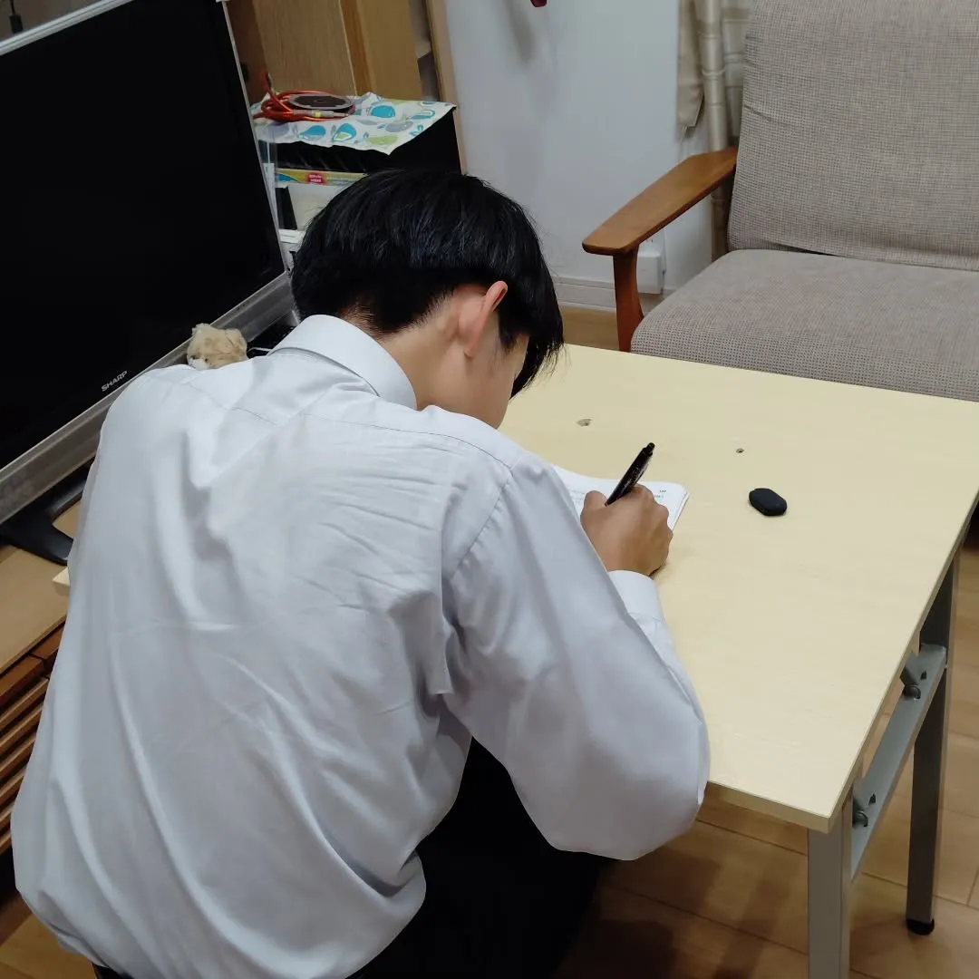 11月中日、テスト対策真っ只中！金曜日18:40〜は学習教室...