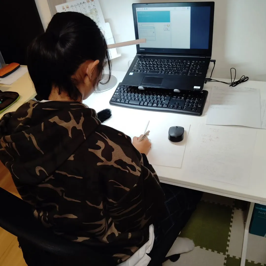 終わったぁ〜！！😀月曜日18:40〜は学習教室edu_bri...