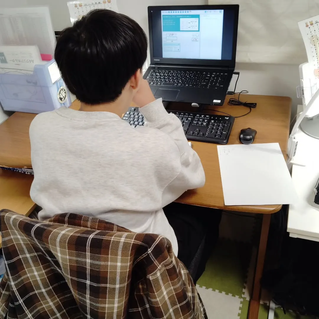 友だちに助けられ…水曜日18:40〜はバレッドキッズ安岡教室...