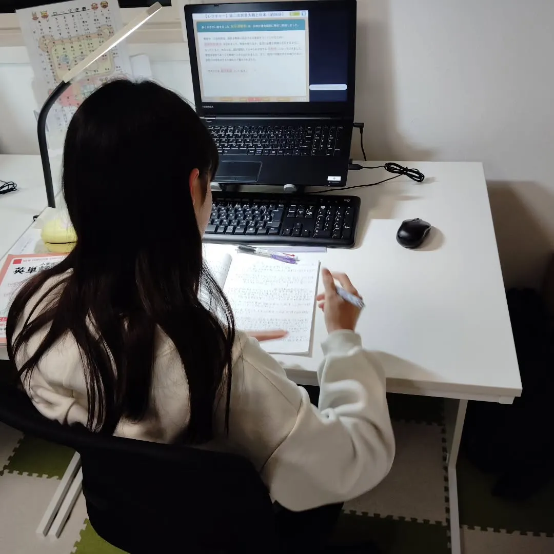 ふんわり上がったパス→センタリング→シュート！木曜日17:2...