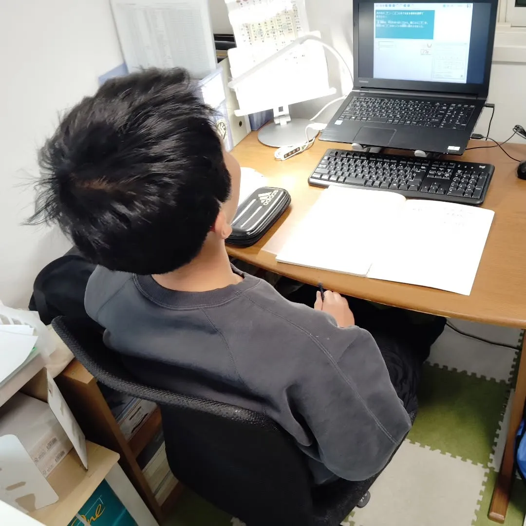 ふんわり上がったパス→センタリング→シュート！木曜日17:2...