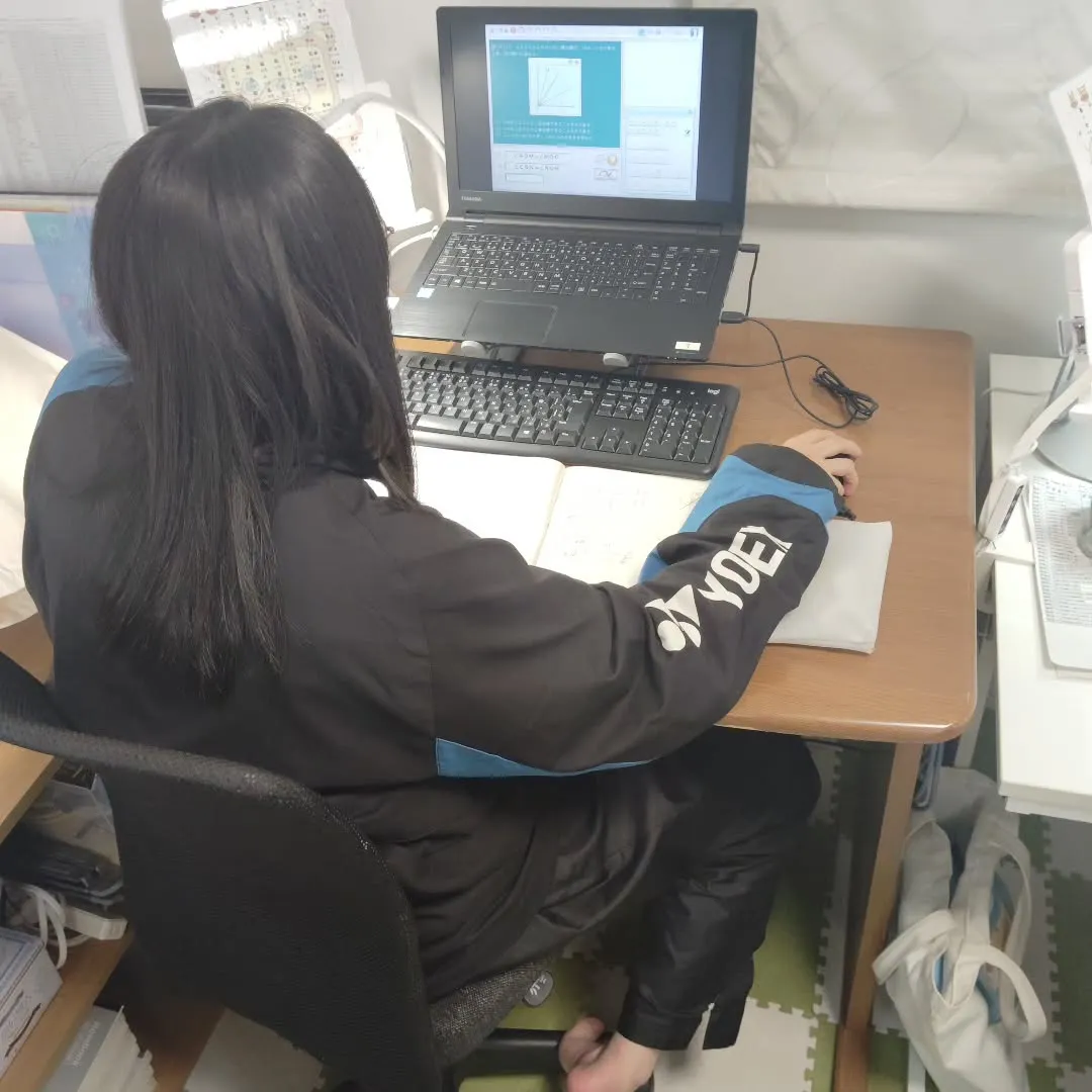 ふんわり上がったパス→センタリング→シュート！木曜日17:2...