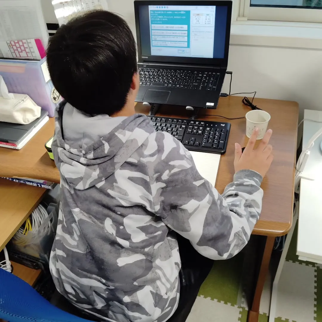 小６さん、今日から学習スタート！火曜日は15:20〜、水曜日...