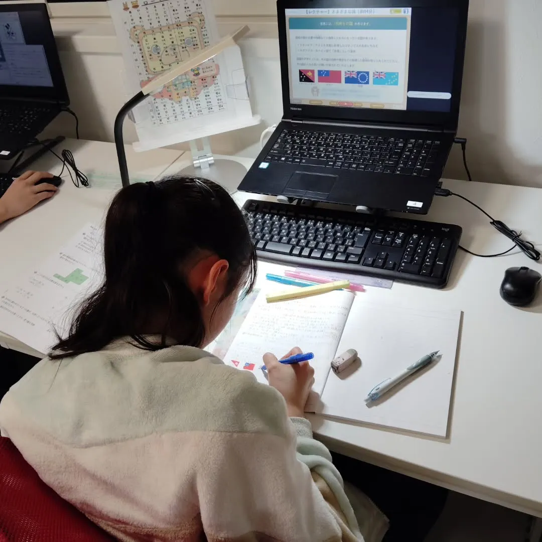 力、高まる！木曜日17:20〜22:00は、学習教室edu_...