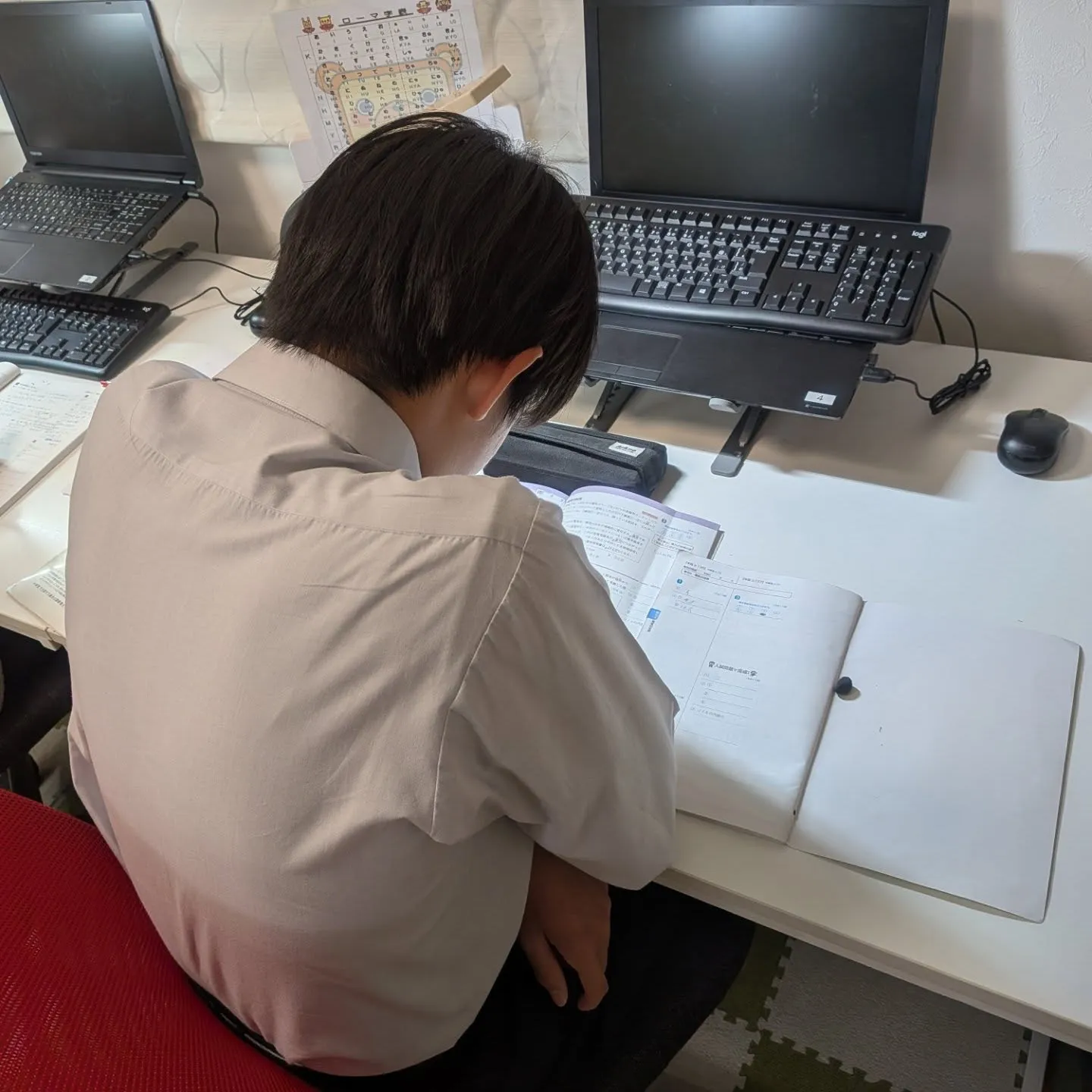 共に成長！金曜日18:40〜は学習教室edu_bridgeの...