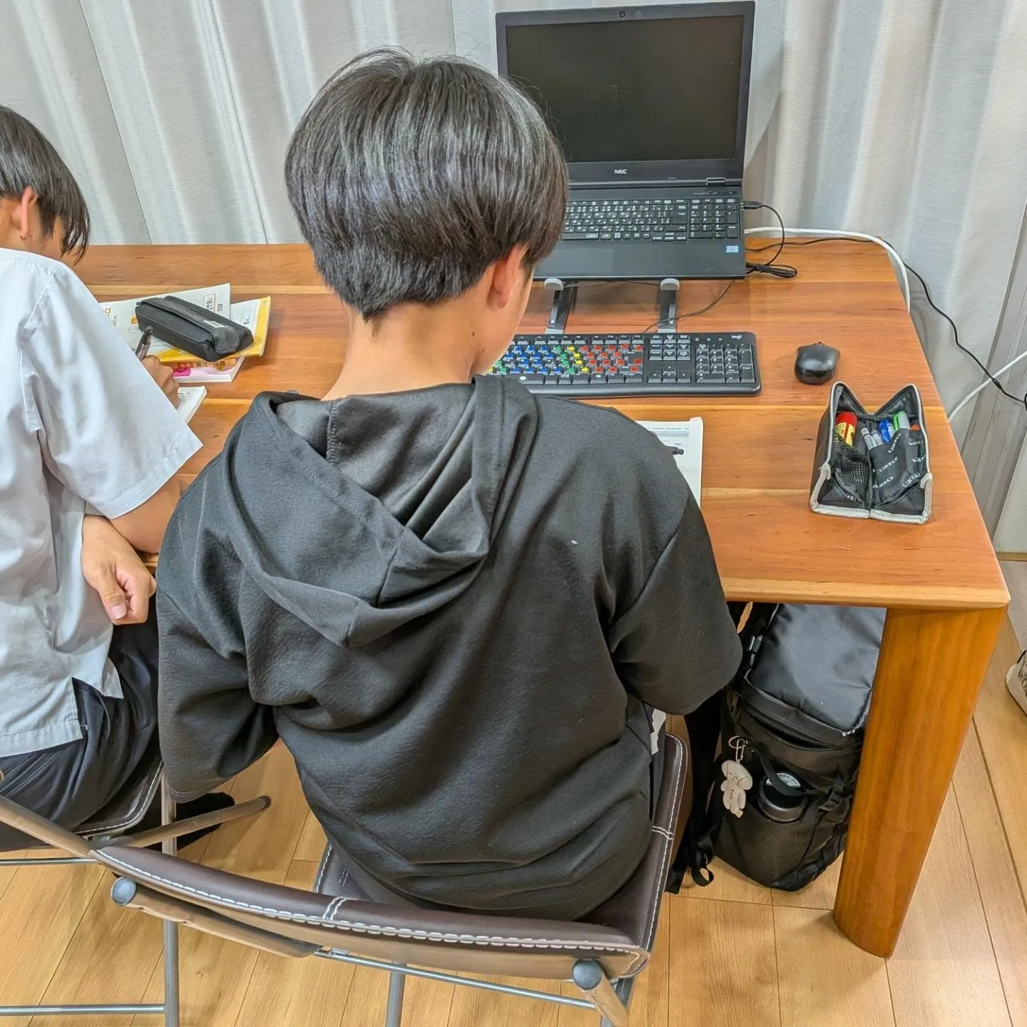 金曜日後半戦は18:40から！学習教室だけでなく、バレキもや...